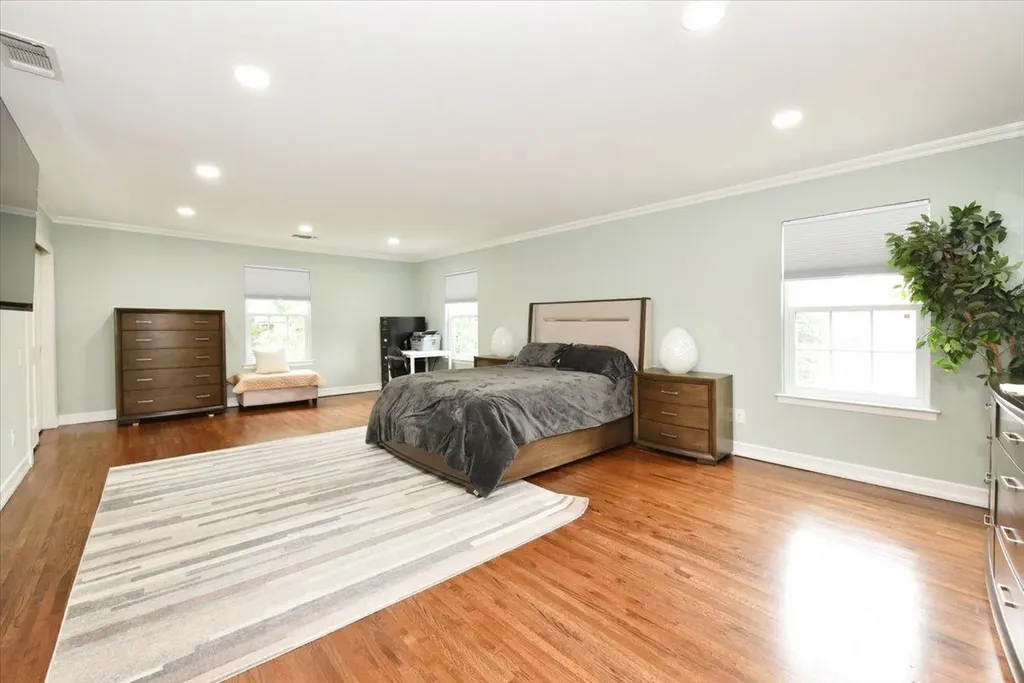 60 Willis Lane Syosset NY 11791