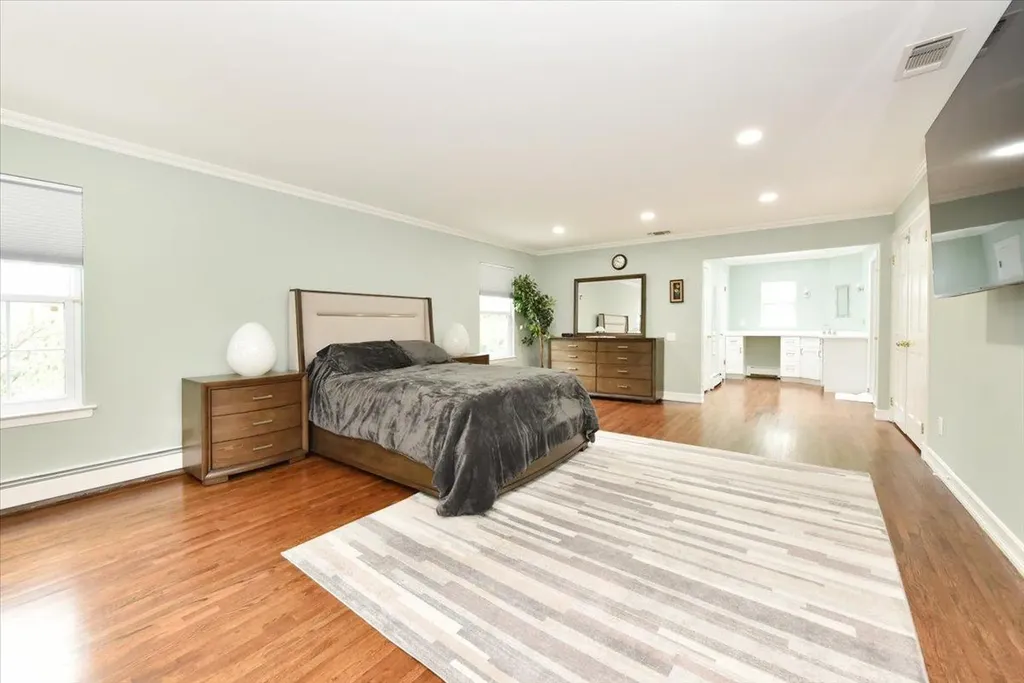 60 Willis Lane Syosset NY 11791