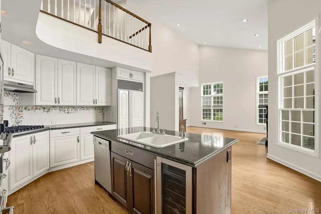 27 Doral Greens Drive E Rye Brook NY 10573