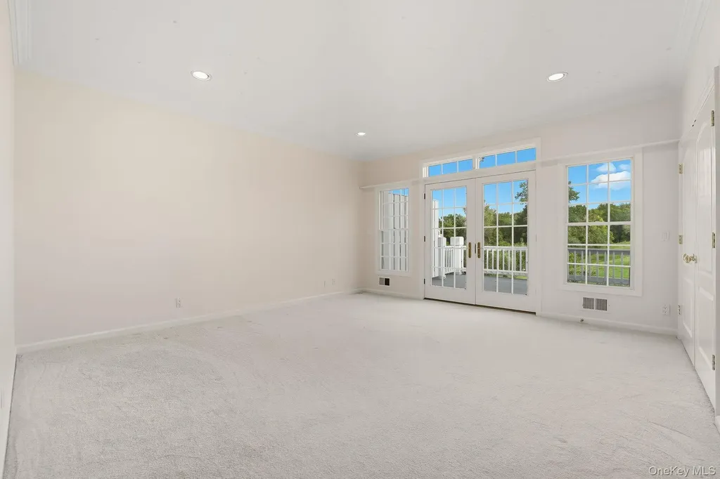 27 Doral Greens Drive E Rye Brook NY 10573