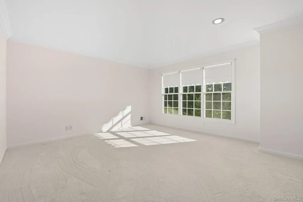 27 Doral Greens Drive E Rye Brook NY 10573