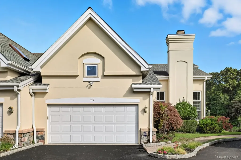 27 Doral Greens Drive E Rye Brook NY 10573