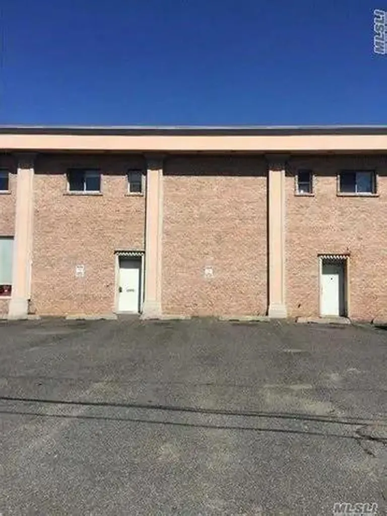 2572 Merrick Road Bellmore NY 11710