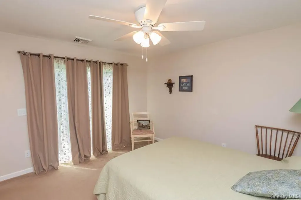 5 Meadowbrook Drive Kingston NY 12401