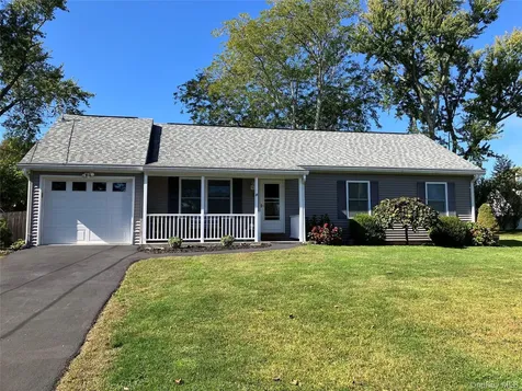 5 Meadowbrook Drive Kingston NY 12401