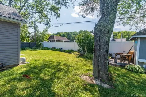 5 Meadowbrook Drive Kingston NY 12401