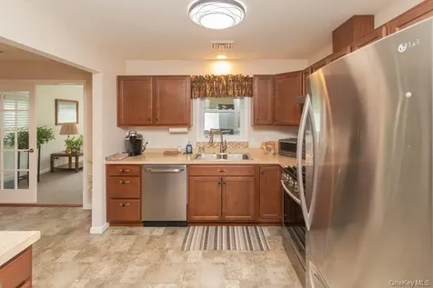 5 Meadowbrook Drive Kingston NY 12401