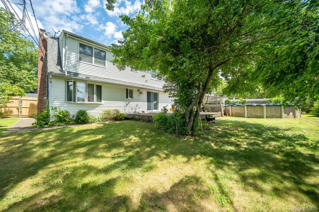 14 Arcadia Drive Dix Hills NY 11746