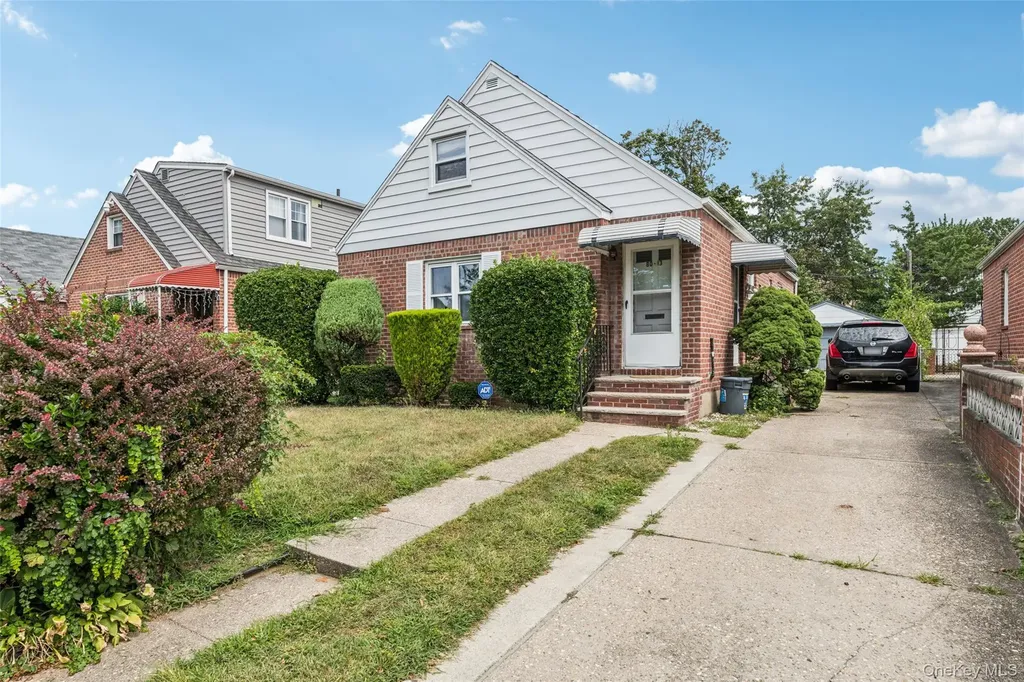 8013 252nd Street Bellerose NY 11426