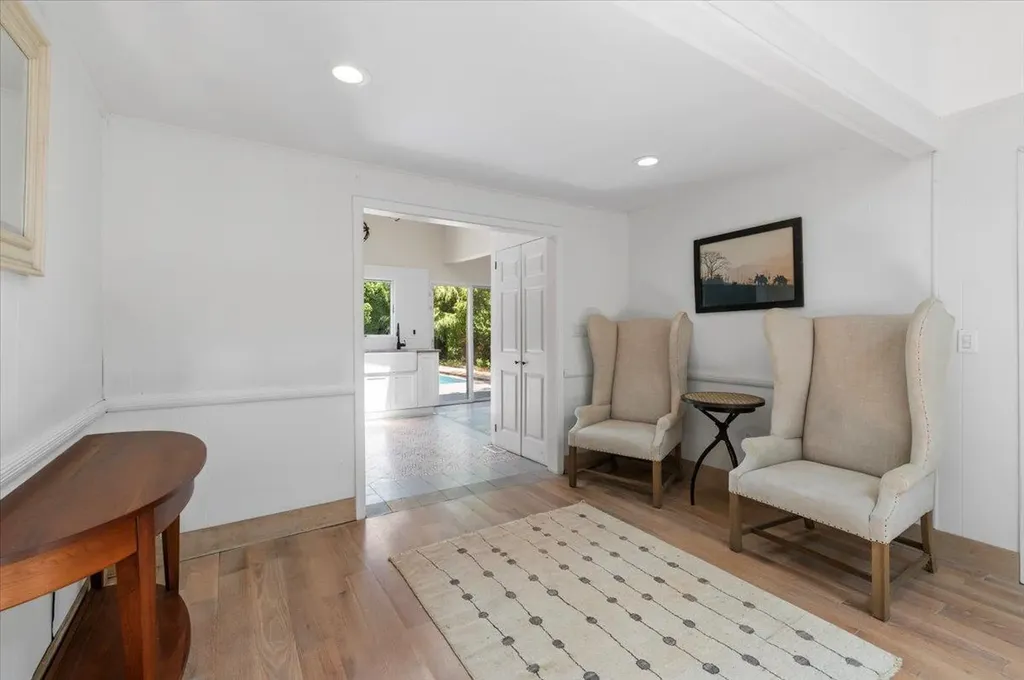 56 W Donellan Road Hampton Bays NY 11946