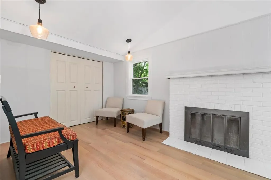 56 W Donellan Road Hampton Bays NY 11946