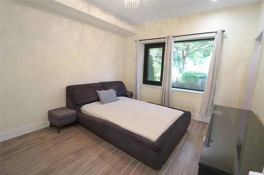 4953 Fresh Meadow Lane Fresh Meadows NY 11365