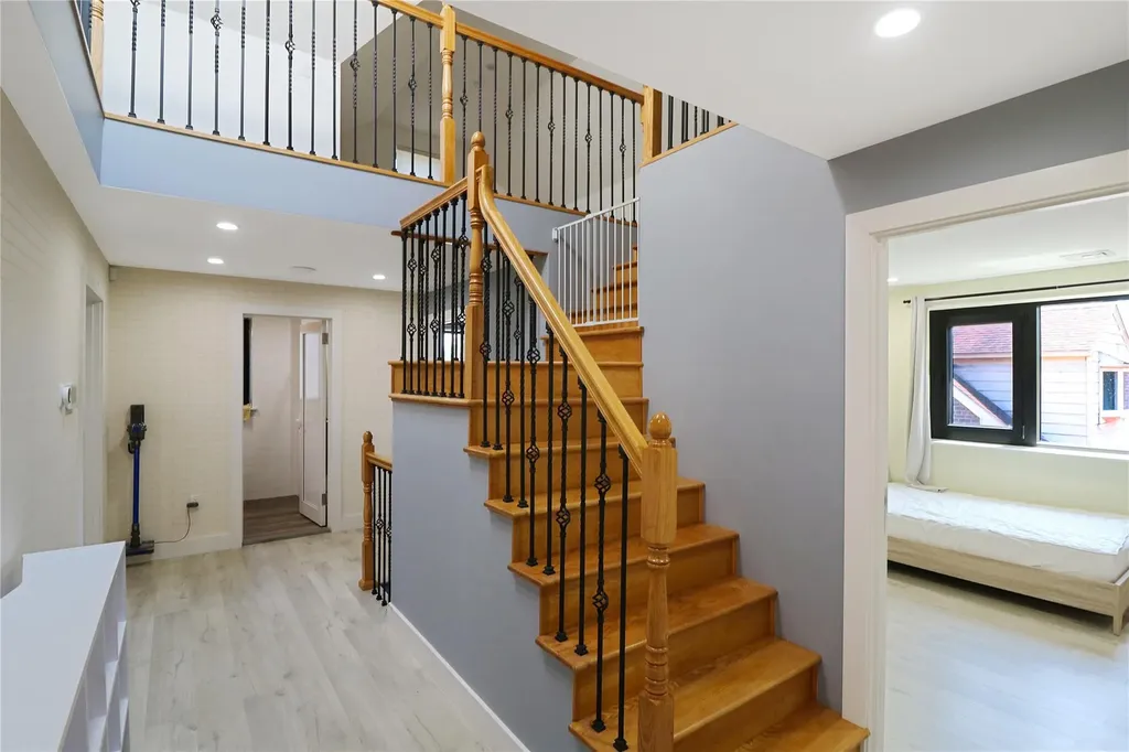 4953 Fresh Meadow Lane Fresh Meadows NY 11365