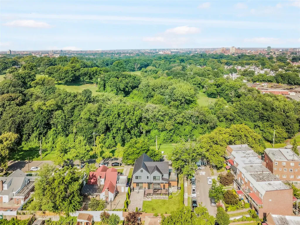 4953 Fresh Meadow Lane Fresh Meadows NY 11365