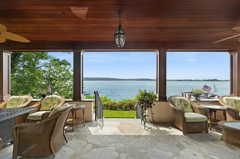 353 Centre Island Road Oyster Bay NY 11771