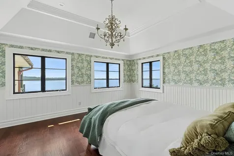 353 Centre Island Road Oyster Bay NY 11771