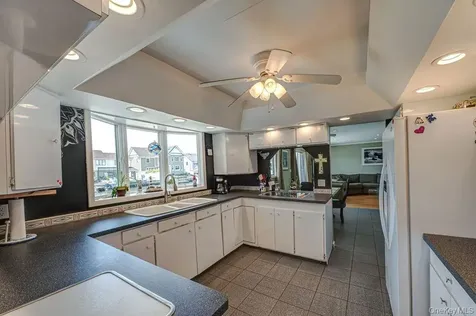 66 Lighthouse Road Babylon NY 11702