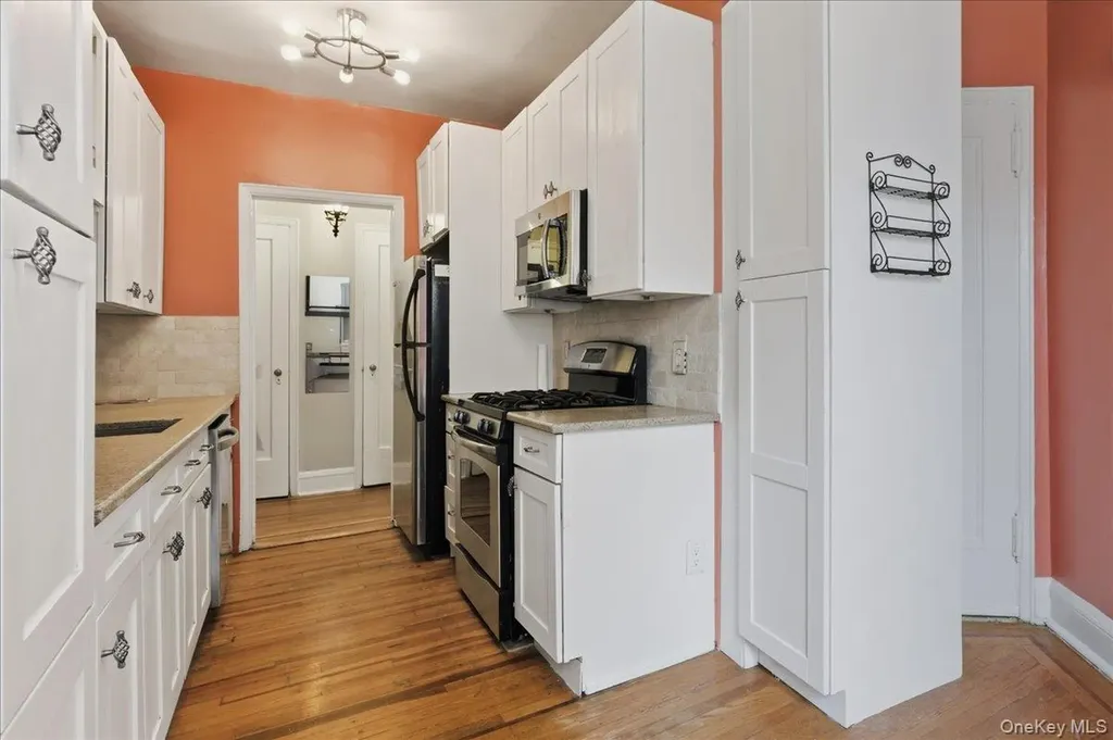 3875 Waldo Avenue Bronx NY 10463