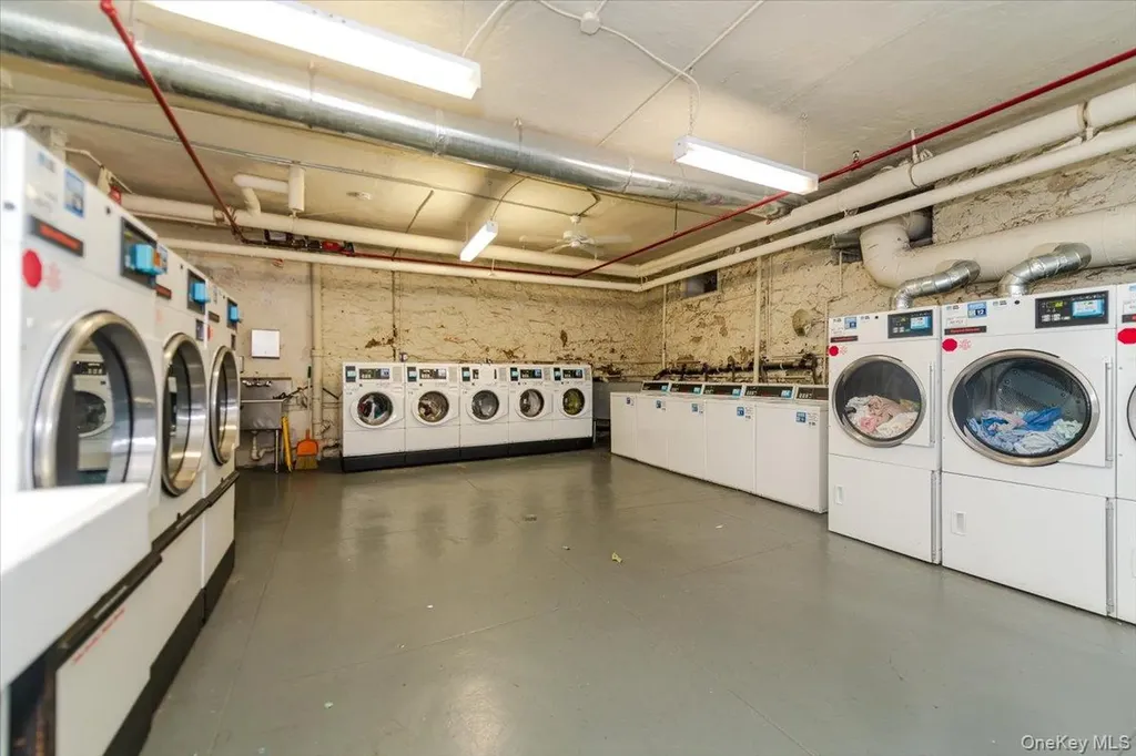 3875 Waldo Avenue Bronx NY 10463