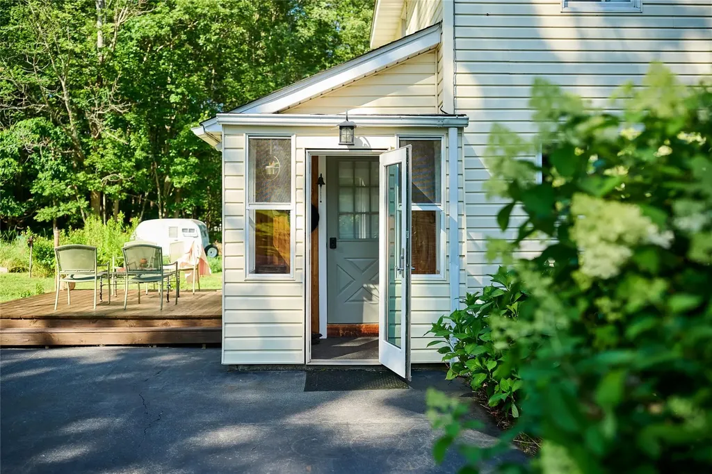 8144 State Route 52 Narrowsburg NY 12764