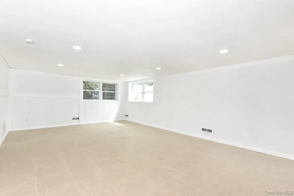 3287 Milburn Avenue Baldwin NY 11510