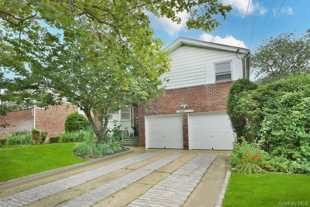 3287 Milburn Avenue Baldwin NY 11510