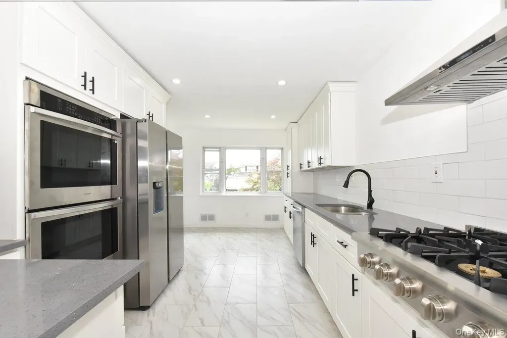 3287 Milburn Avenue Baldwin NY 11510