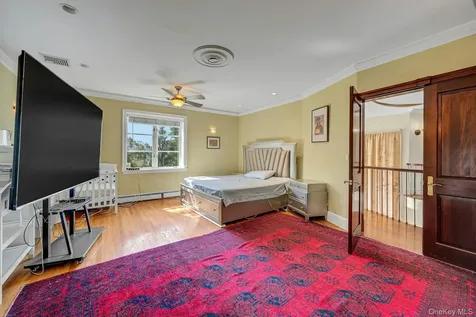 5440 Independence Avenue Bronx NY 10471