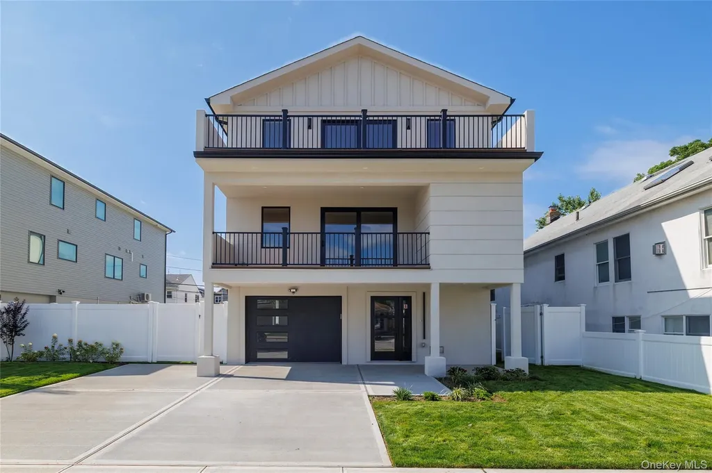 344 E Fulton Street Long Beach NY 11561