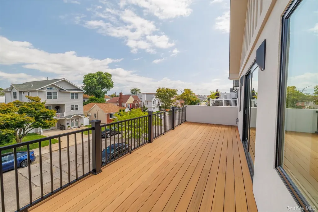 344 E Fulton Street Long Beach NY 11561