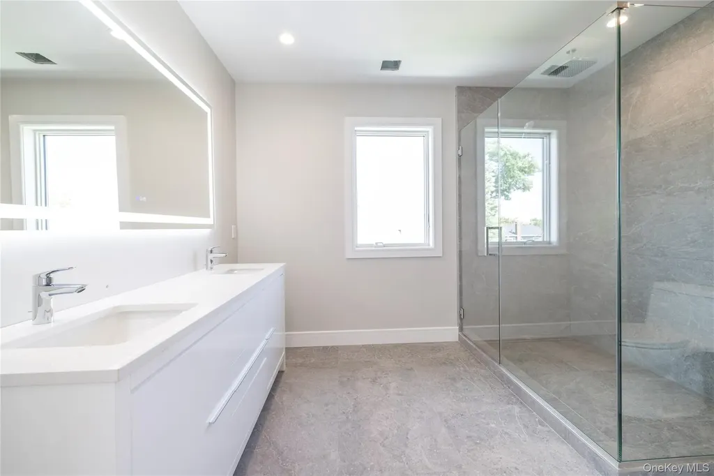 344 E Fulton Street Long Beach NY 11561