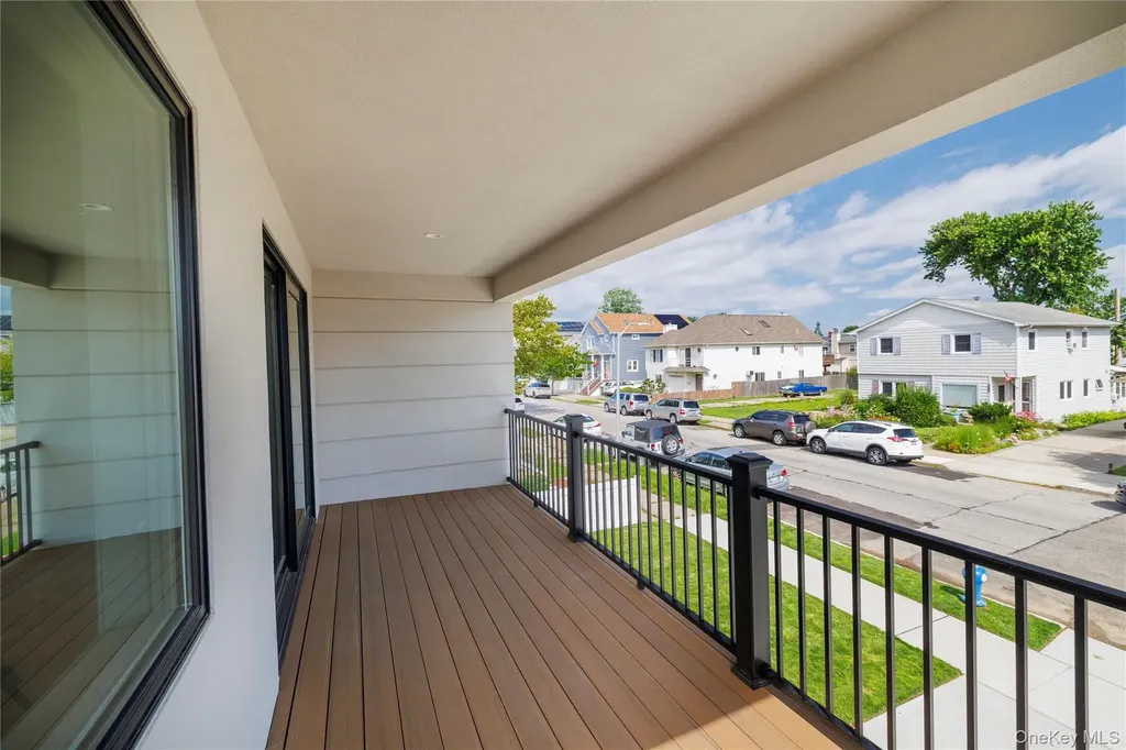 344 E Fulton Street Long Beach NY 11561