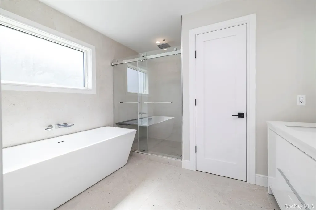 344 E Fulton Street Long Beach NY 11561