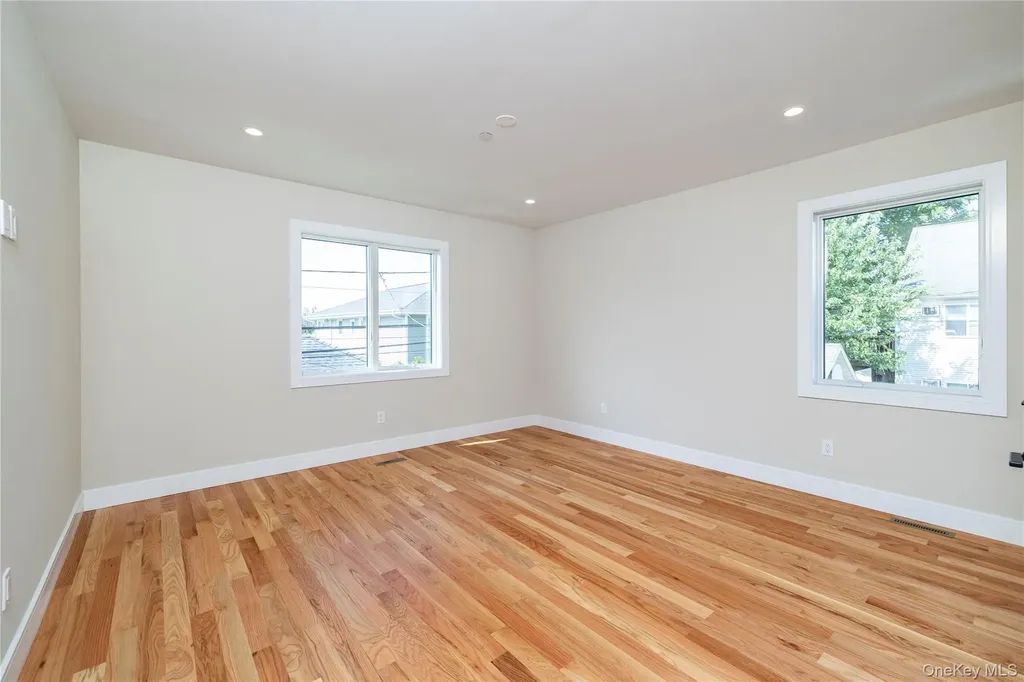 344 E Fulton Street Long Beach NY 11561