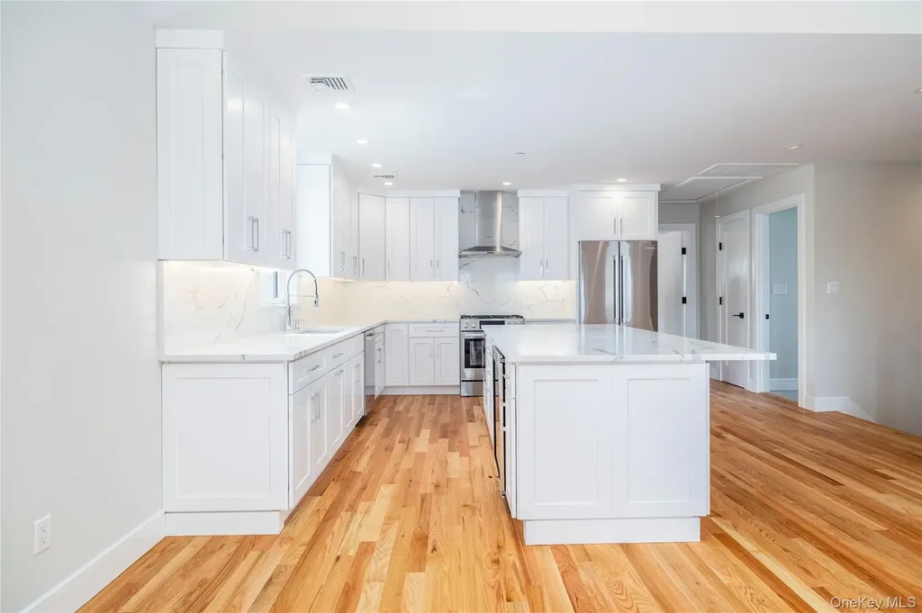 344 E Fulton Street Long Beach NY 11561