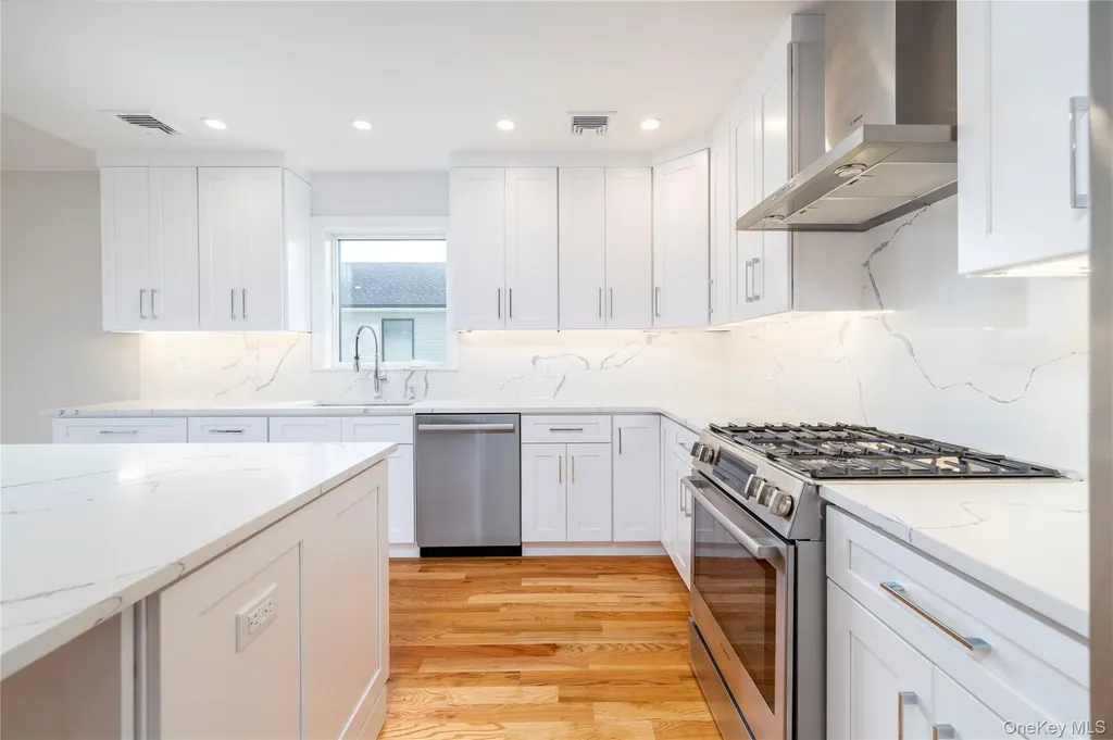 344 E Fulton Street Long Beach NY 11561