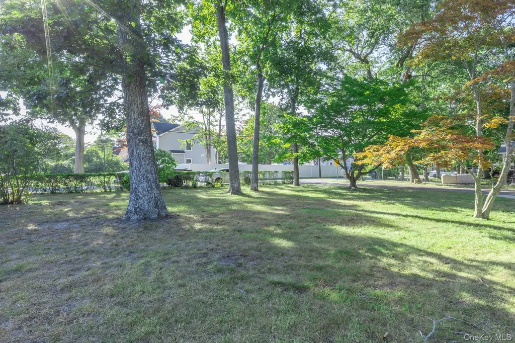 261 Elm Road W Mastic Beach NY 11951