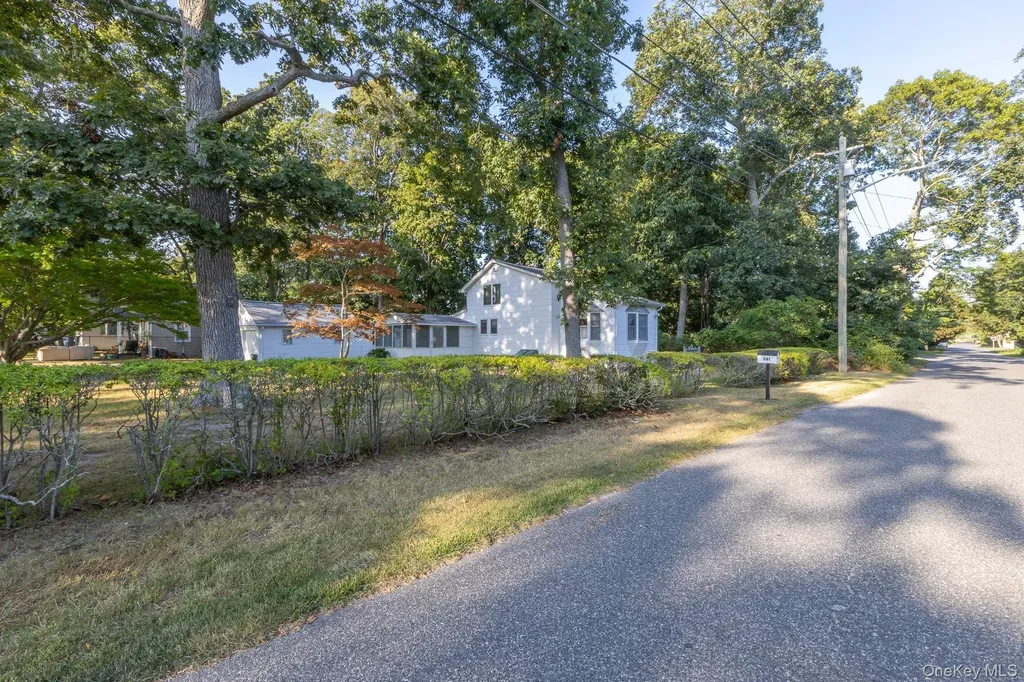 261 Elm Road W Mastic Beach NY 11951