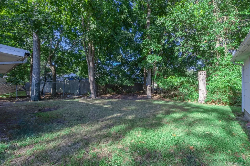 261 Elm Road W Mastic Beach NY 11951