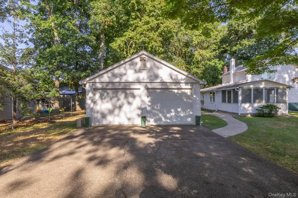 261 Elm Road W Mastic Beach NY 11951