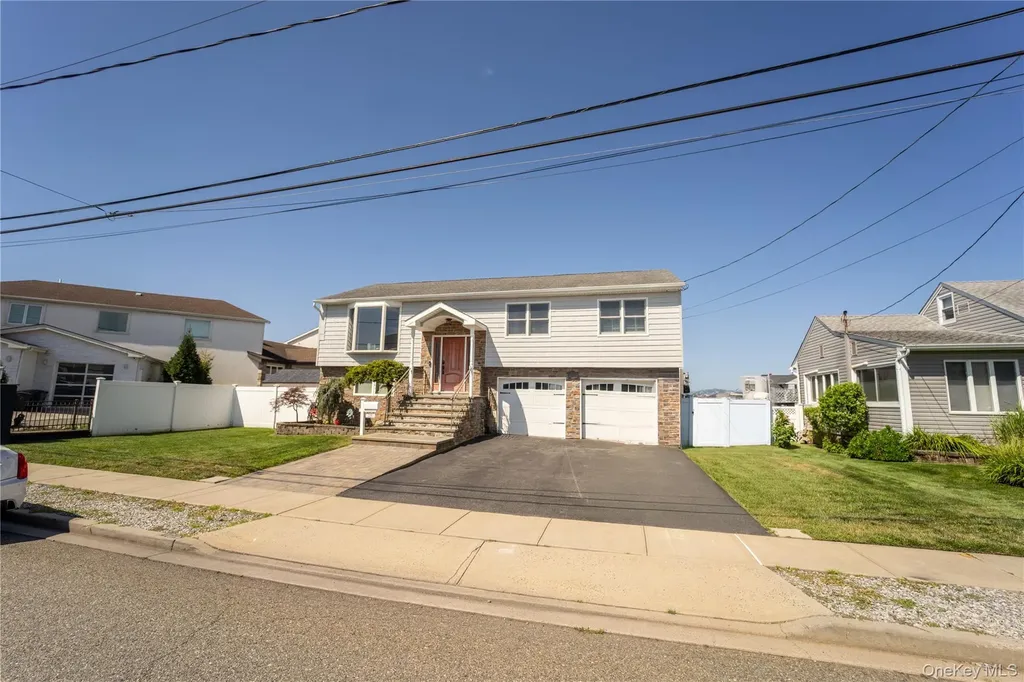 110 Stirling Avenue Freeport NY 11520
