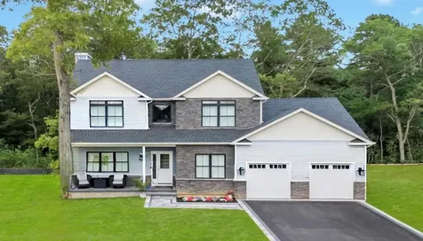 Lot #3 Cardinal Court Ridge NY 11961