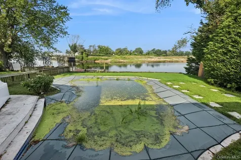 1016 Channel Drive Hewlett Harbor NY 11557