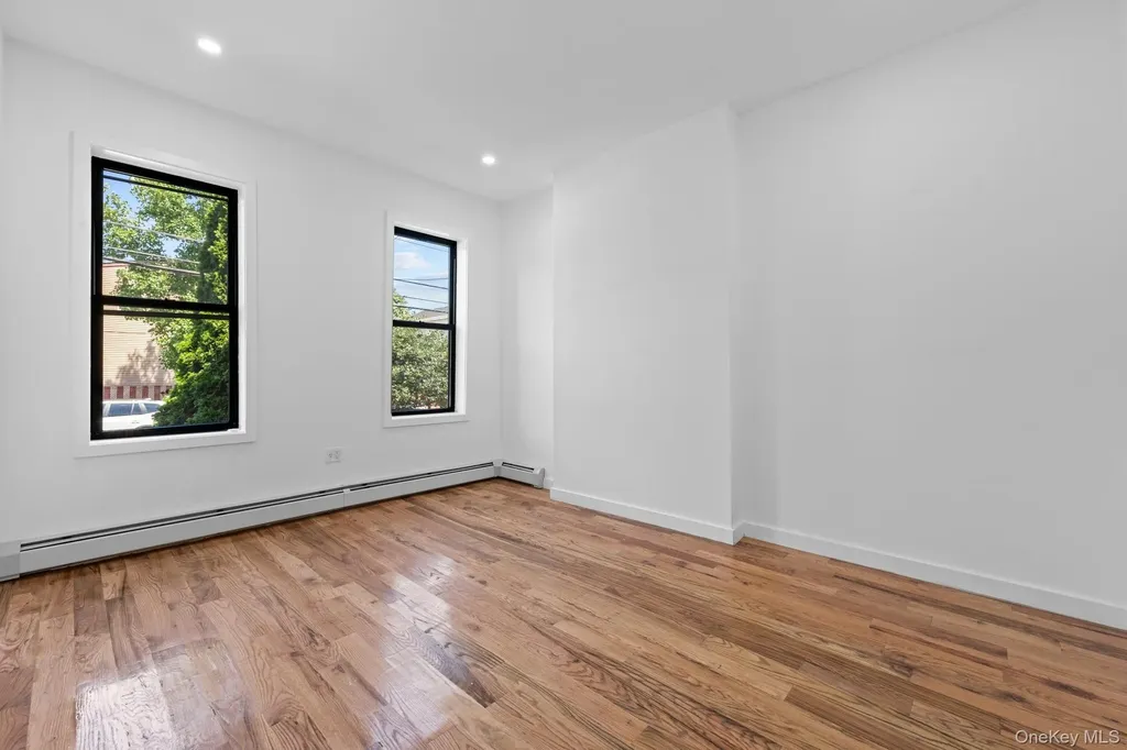 346 Van Siclen Avenue Brooklyn NY 11207