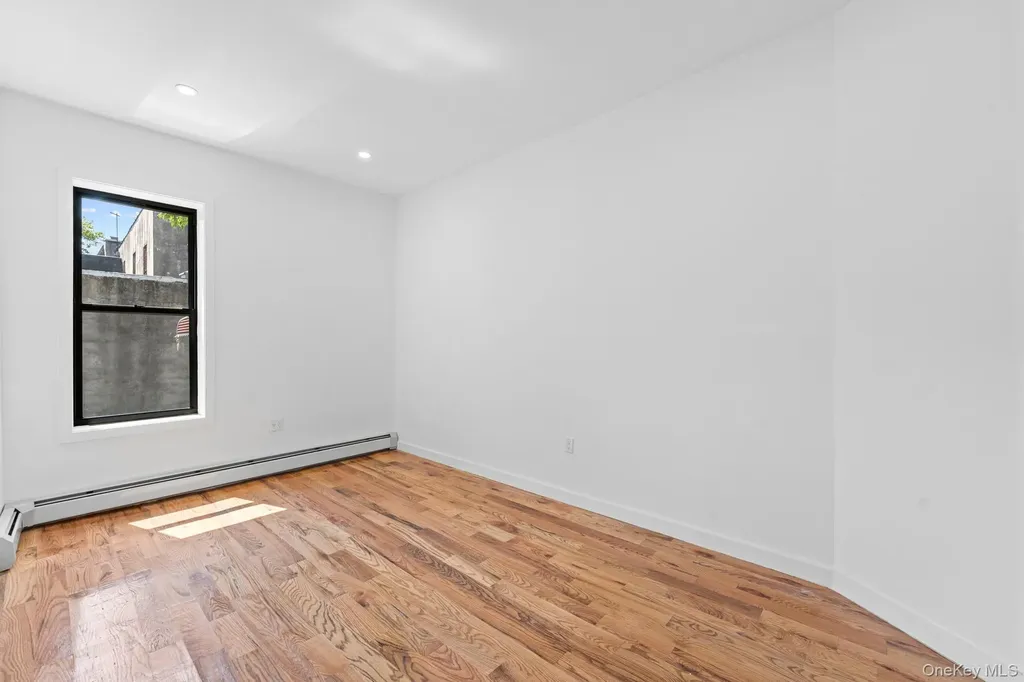 346 Van Siclen Avenue Brooklyn NY 11207