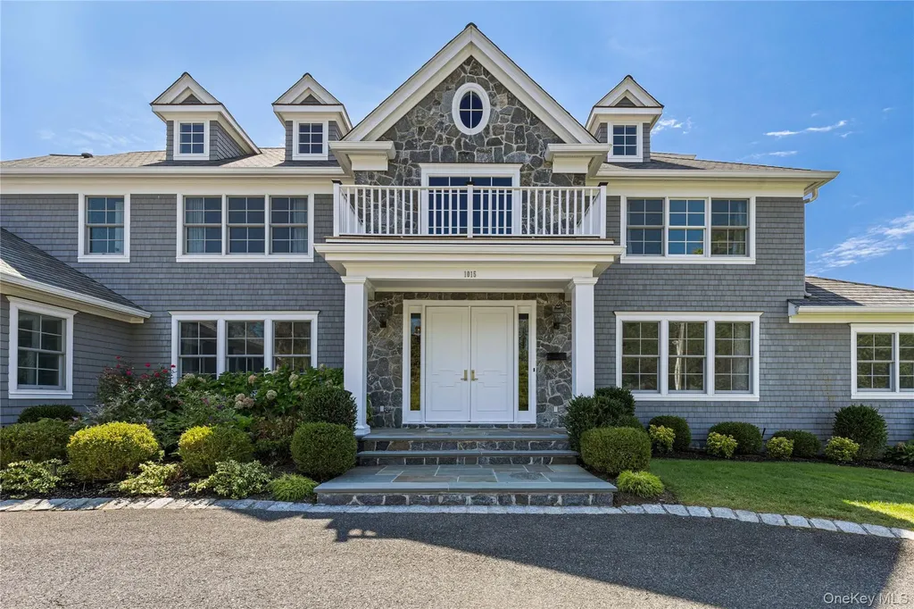 1015 Seven Oaks Lane Mamaroneck NY 10543