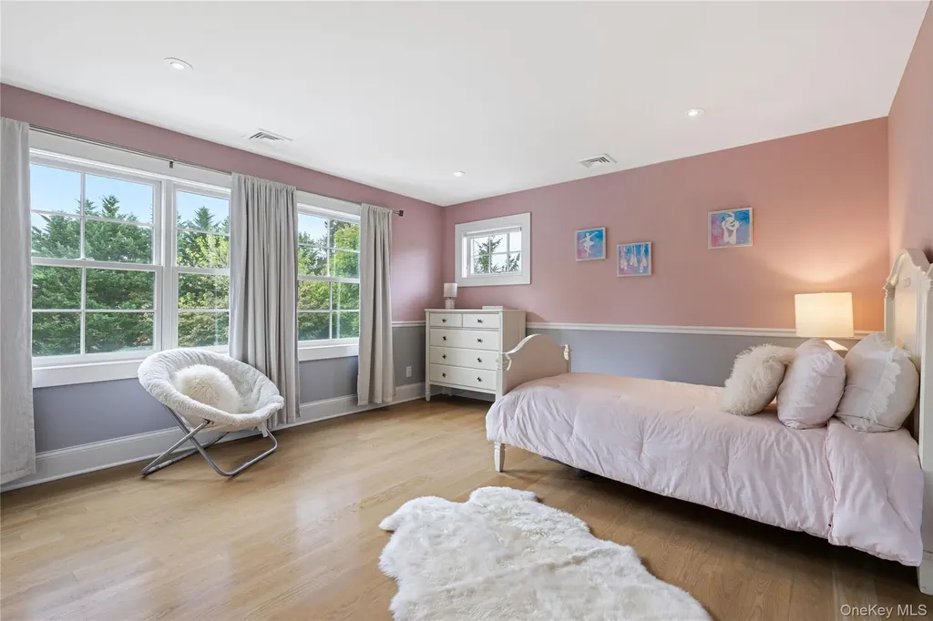 1015 Seven Oaks Lane Mamaroneck NY 10543