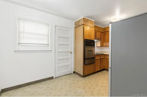 279 Mary Lou Avenue Yonkers NY 10703