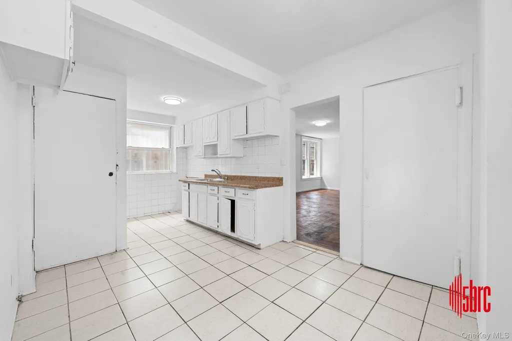 255 E 55th Street Brooklyn NY 11203