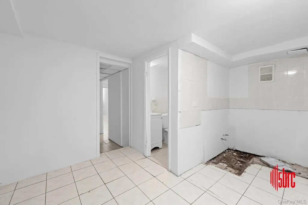 255 E 55th Street Brooklyn NY 11203